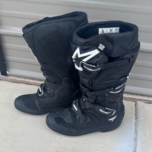 Alpinestars Black Dirt Bike Motocross Boots Tech 7